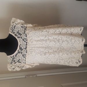 W5 lace top